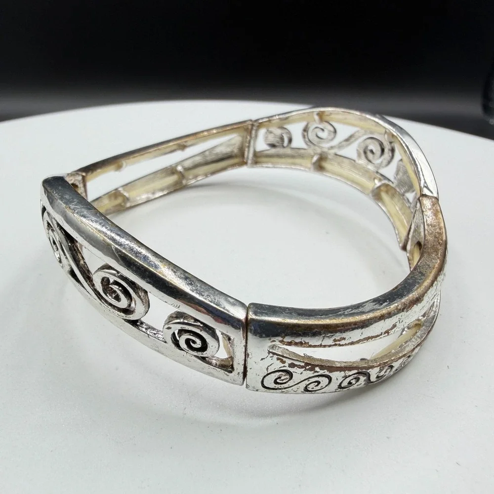 N/A silver tone